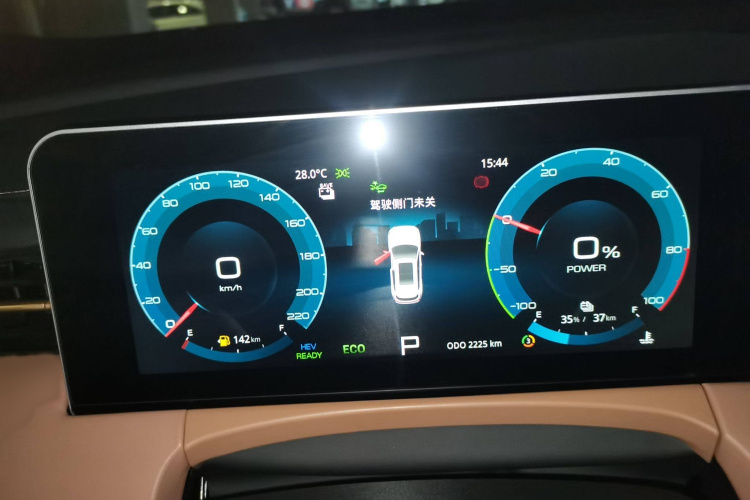 Jetour X70 C-DM 2025 #16 Jetour X70 C-DM 2025 car image #16