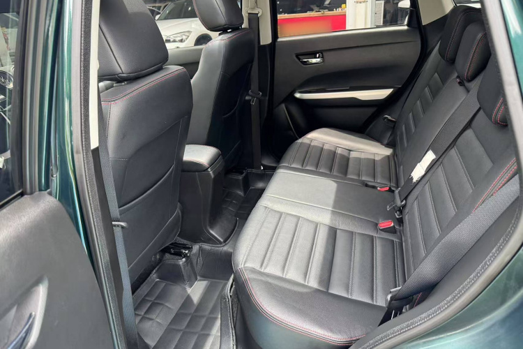 铃木 维特拉 2018 汽车图片 #16