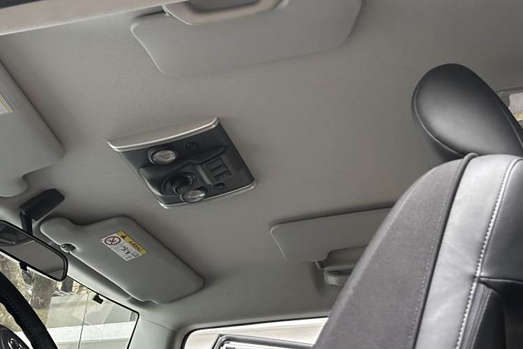 Toyota FJ Cruiser 2020 car image #16