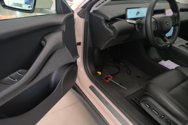 NIO ET5 2023 image de voiture #16