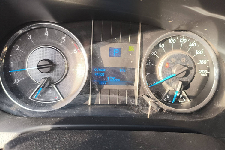 Toyota Fortuner 2017 immagine di auto #16