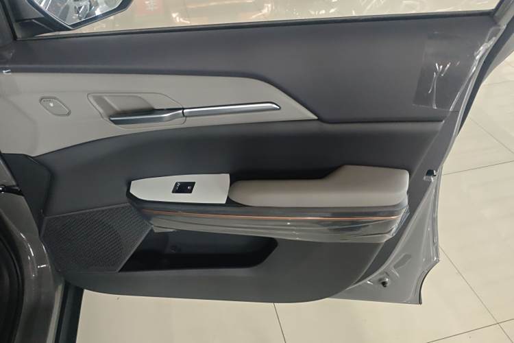 起亚 起亚EV5 2025 汽车图片 #16