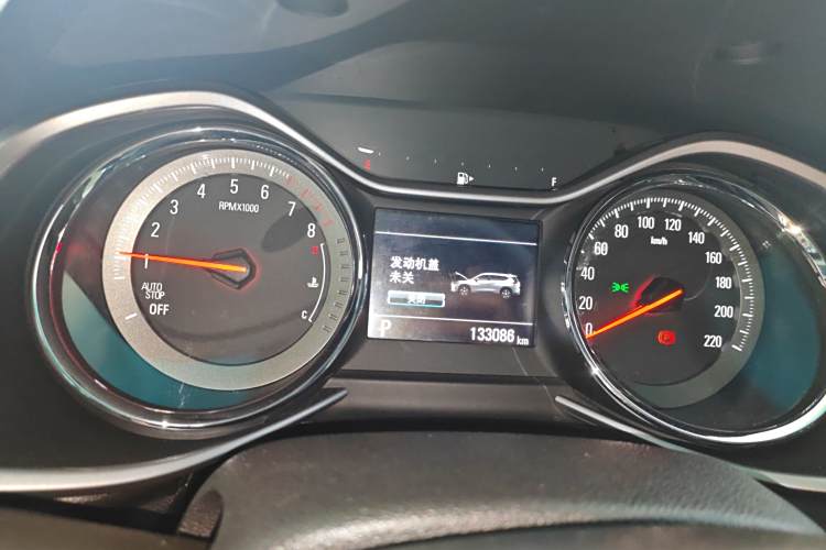 Chevrolet Orlando 2019 #16 Chevrolet Orlando 2019 car image #16