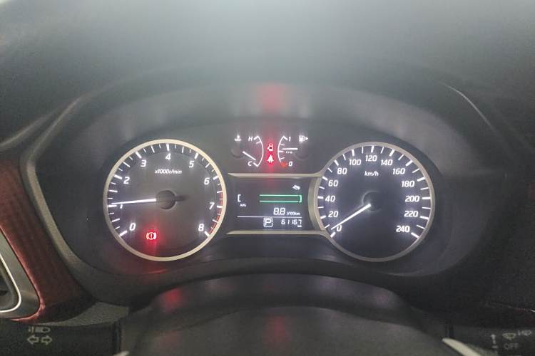 日产 蓝鸟 2016 汽车图片 #16