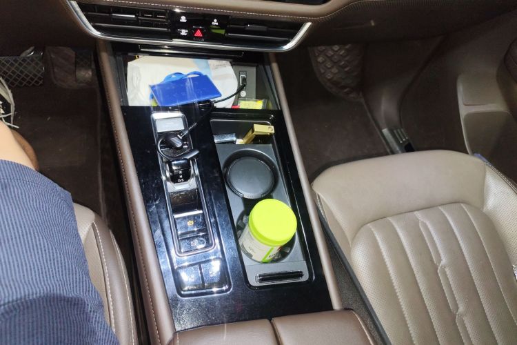 Volkswagen Viloran 2022 #16 Volkswagen Viloran 2022 car image #16