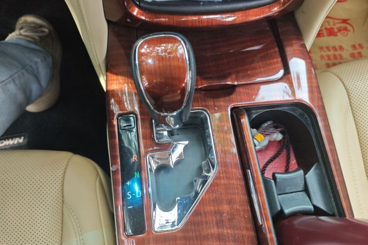 丰田 皇冠 2015 汽车图片 #16