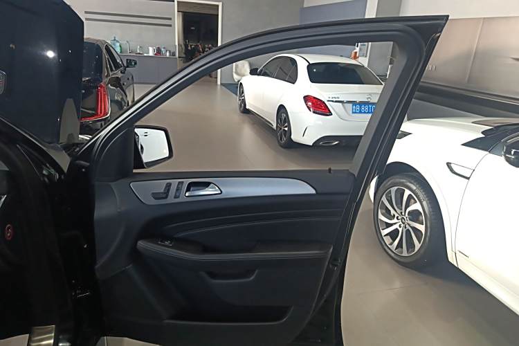 Mercedes-Benz M Class 2015 #16 Mercedes-Benz M Class 2015 car image #16