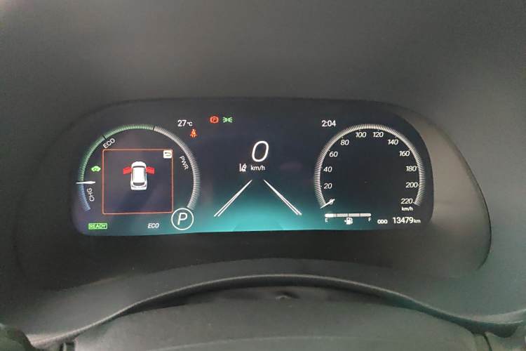 Toyota Highlander (Imported) 2024 car image #16