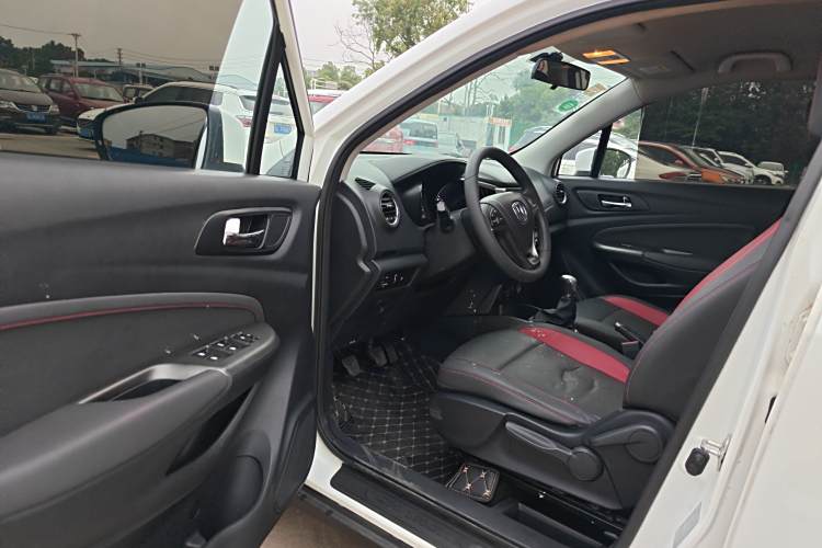 Changan CS15 EV 2018 #16 Changan CS15 EV 2018 imagem de carro #16