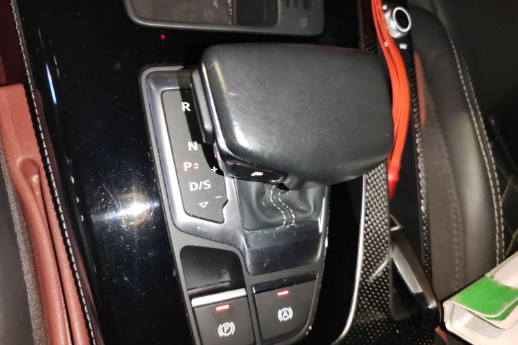 Audi Q5L Sportback 2021 car image #16