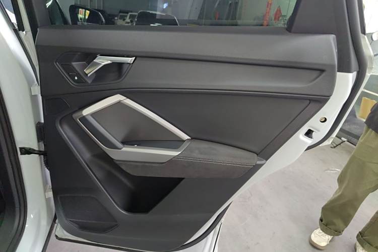 Audi Q3 (Imported) 2022 immagine di auto #16