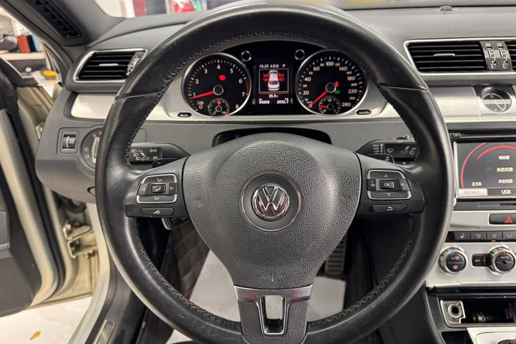 Volkswagen CC (FAW-Volkswagen) 2017 image de voiture #16