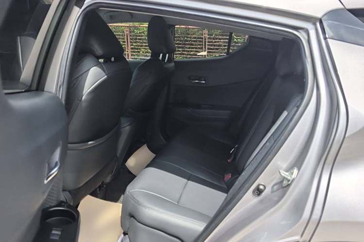 Toyota Izoa 2023 immagine di auto #16