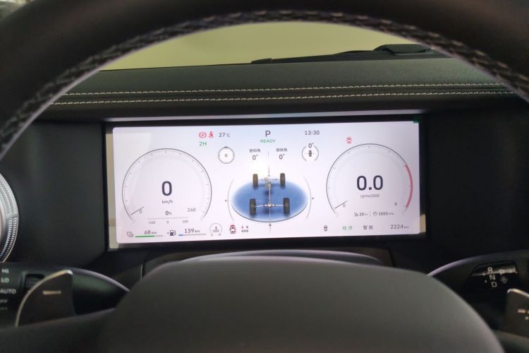 Tank 300 New Energy 2025 imagen de coche #16