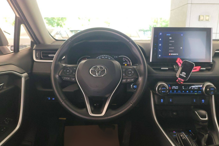 Toyota RAV4 (Imported) 2022 #16 Toyota RAV4 (Imported) 2022 immagine di auto #16