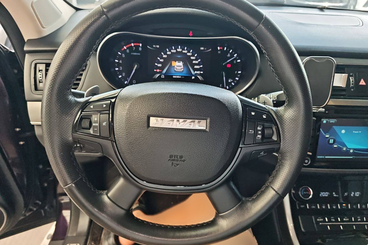 Haval H8 2018 изображение автомобиля #16