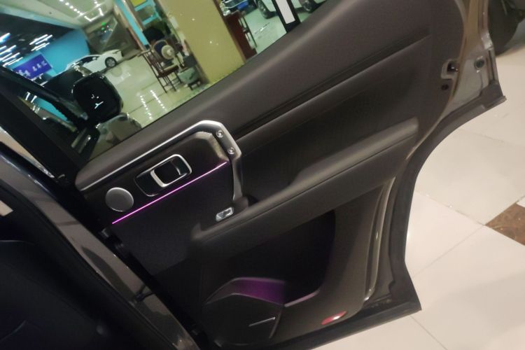 Tank 400 2025 #16 Tank 400 2025 car image #16