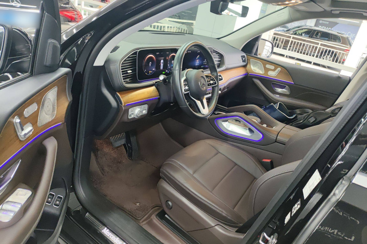 Mercedes-Benz GLE Class New Energy 2021 car image #16