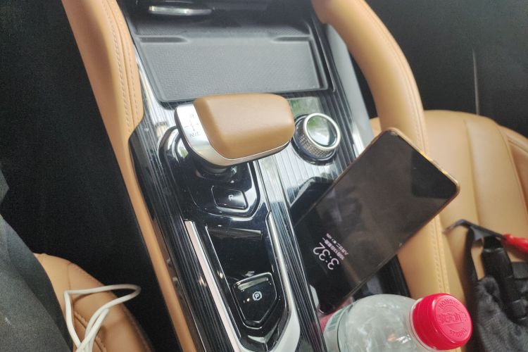 GEELY Monjaro EREV 2023 immagine di auto #16