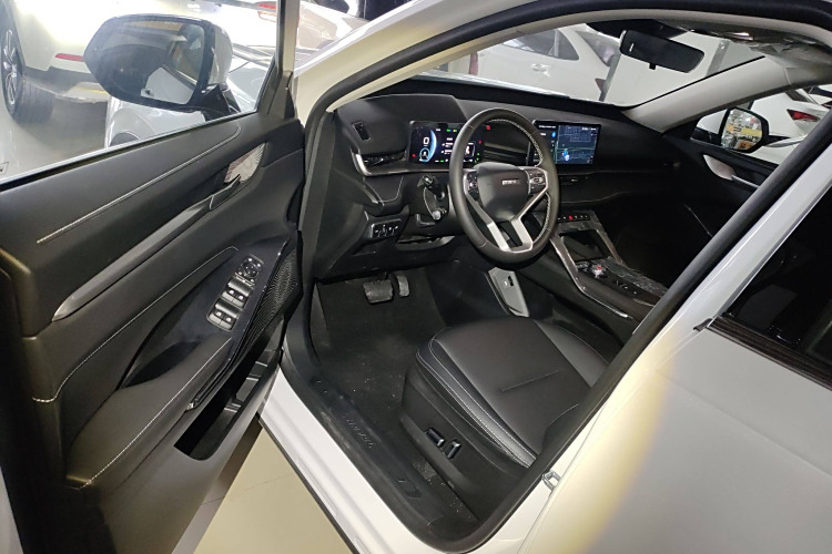Haval H6 2025 car image #16