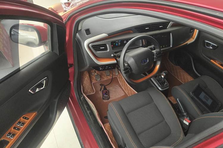 GEELY Vision X1 2018 #16 GEELY Vision X1 2018 car image #16