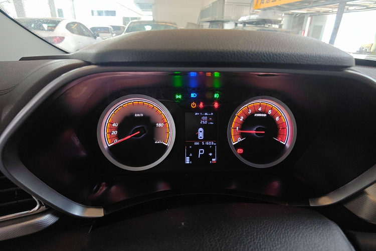 Soueast DX5 2021 car image #16