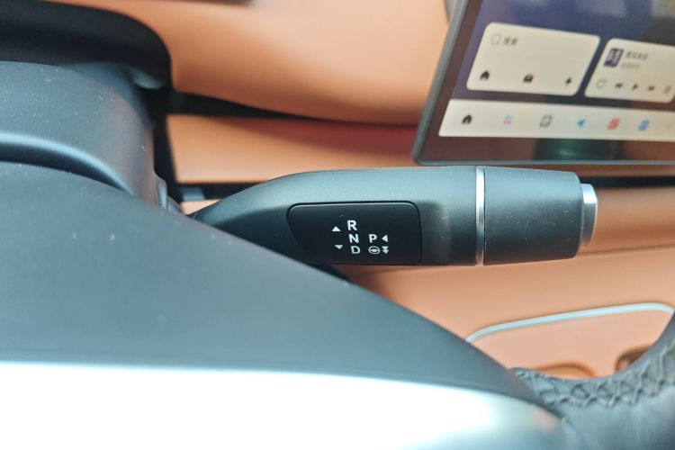 零跑汽车 零跑C10 2025 汽车图片 #16