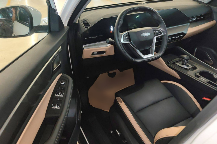 GEELY OkavangoPRO 2025 #16 GEELY OkavangoPRO 2025 car image #16