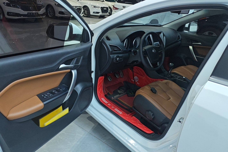 MG GT 2019 #16 MG GT 2019 car image #16