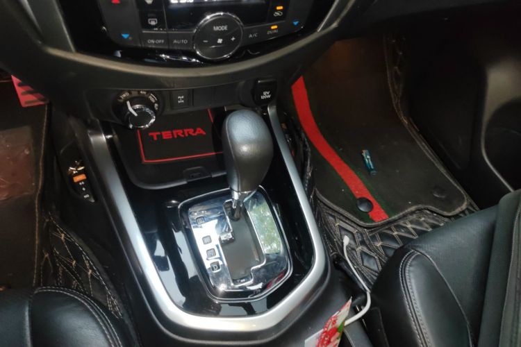 日产 途达 2019 汽车图片 #16