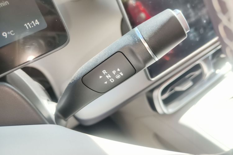 零跑汽车 零跑B01 2025 汽车图片 #16