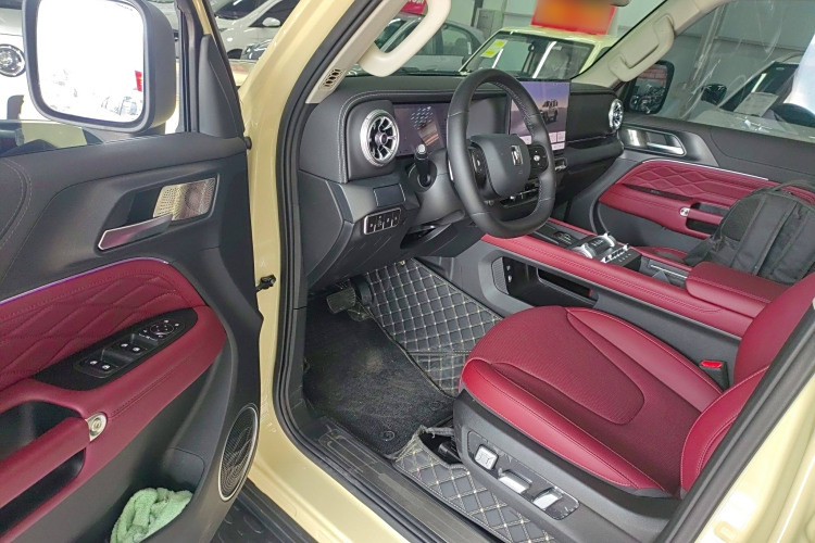 Tank 300 New Energy 2025 #16 Tank 300 New Energy 2025 car image #16