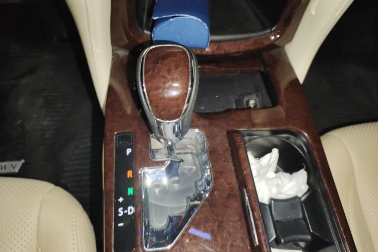 丰田 皇冠 2018 汽车图片 #16