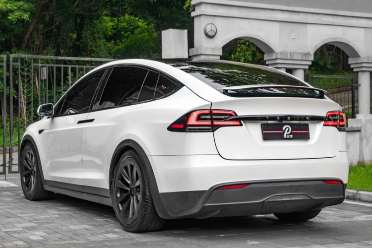 特斯拉 Model X 2023 汽车图片 #16