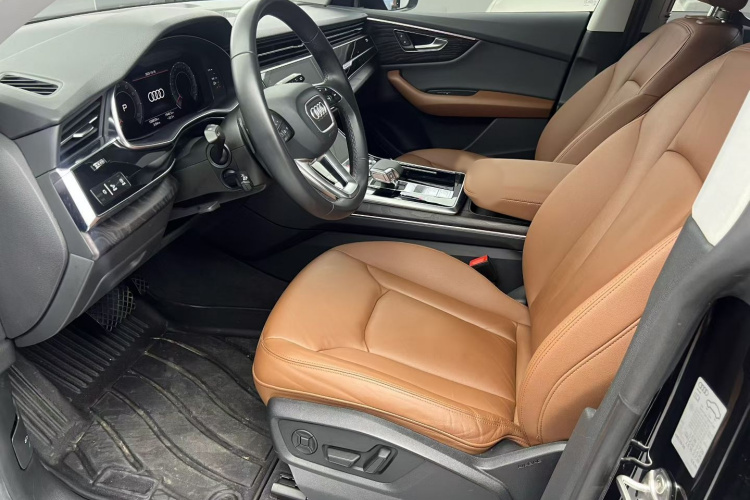 Audi Q8 2021 image de voiture #16