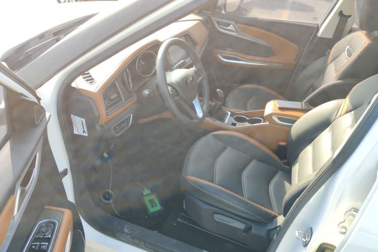 众泰 众泰T300 2018 汽车图片 #16