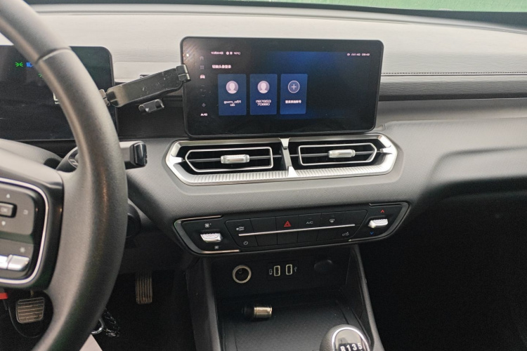 Great Wall Jingang Pao 2022 car image #16