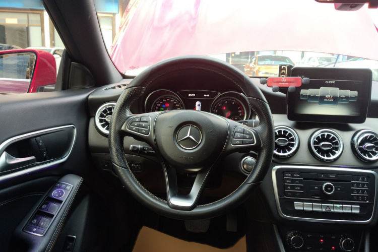 Mercedes-Benz CLA Class (Imported) 2018 #16 Mercedes-Benz CLA Class (Imported) 2018 car image #16