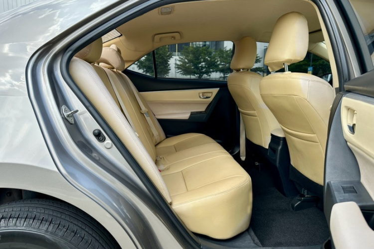 丰田 卡罗拉 2018 汽车图片 #16