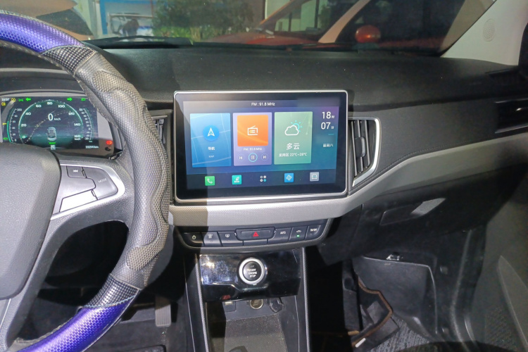 哪吒汽车 哪吒N01 2020 #16 哪吒汽车 哪吒N01 2020 汽车图片 #16