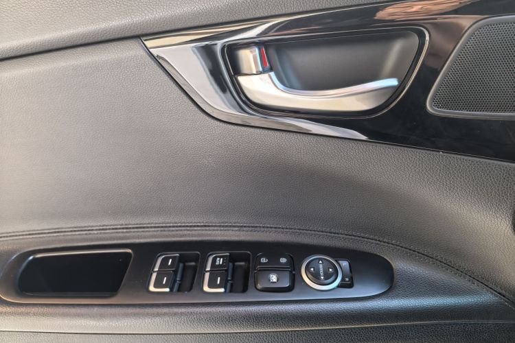 Kia K5 2019 imagen de coche #16