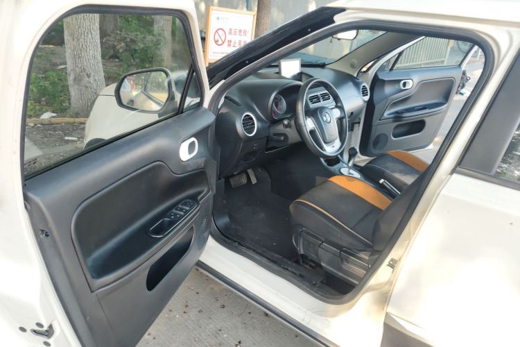 MG 3 SW 2016 car image #16