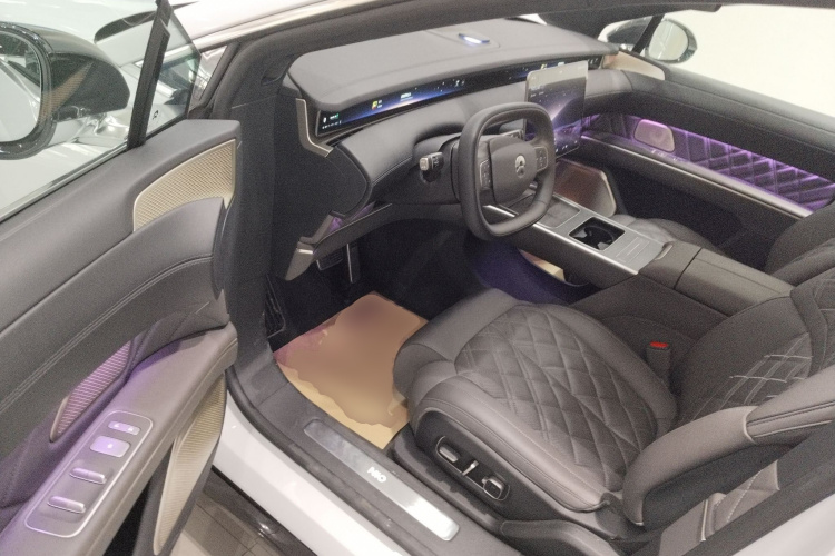 蔚来 蔚来ET9 2025 汽车图片 #16