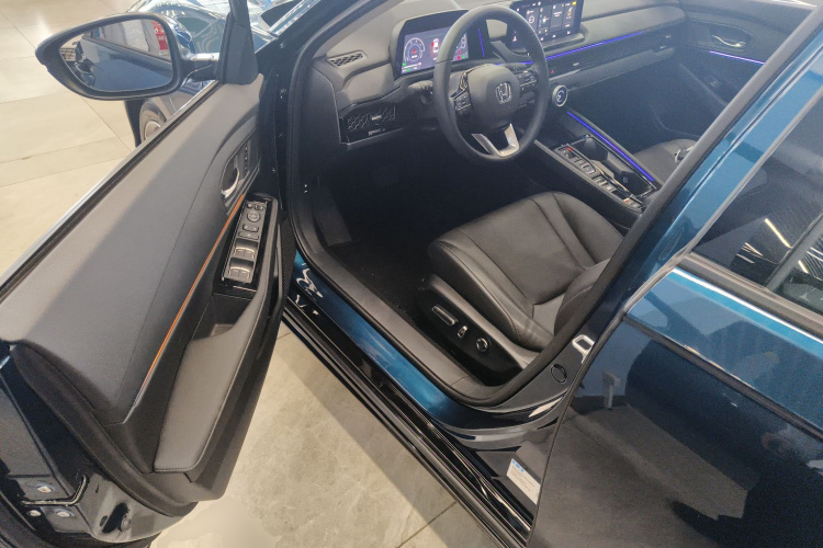 Honda Accord New Energy 2025 car image #16