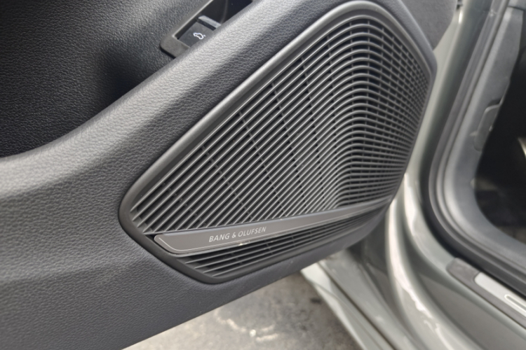 Audi S4 2023 car image #16