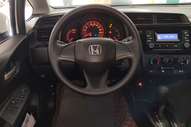 Honda Fit (Imported) 2018 car image #16