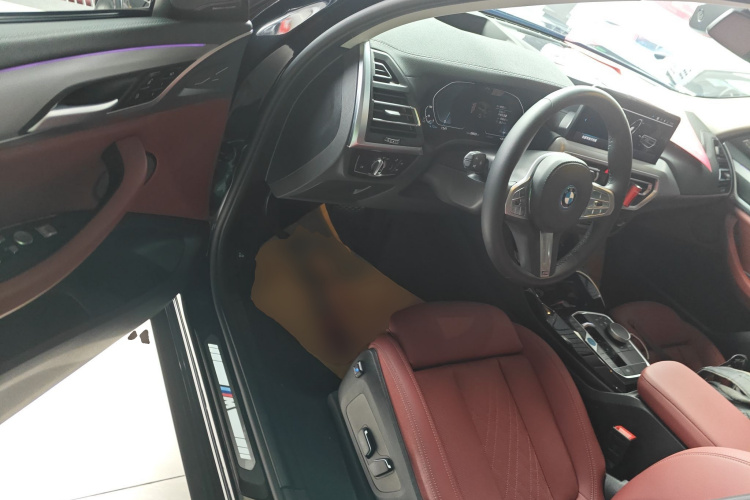 Volkswagen Bora Classic 2025 #16 Volkswagen Bora Classic 2025 immagine di auto #16