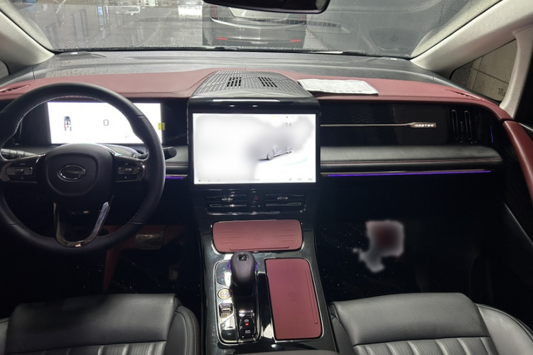 GAC Trumpchi E9 2025 #16 GAC Trumpchi E9 2025 car image #16