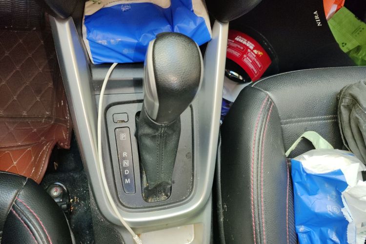 铃木 维特拉 2016 汽车图片 #16