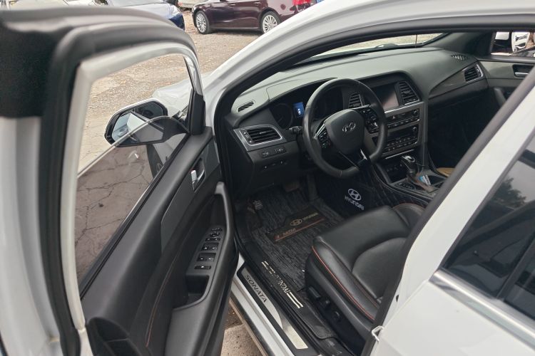 现代 索纳塔 2016 汽车图片 #16